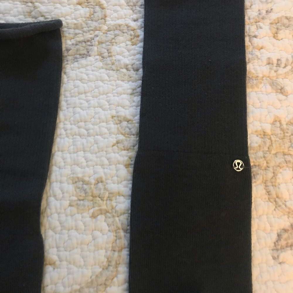 Lululemon leg warmers worn once